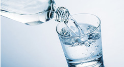 Wie viel Wasser am Tag benötige ich?